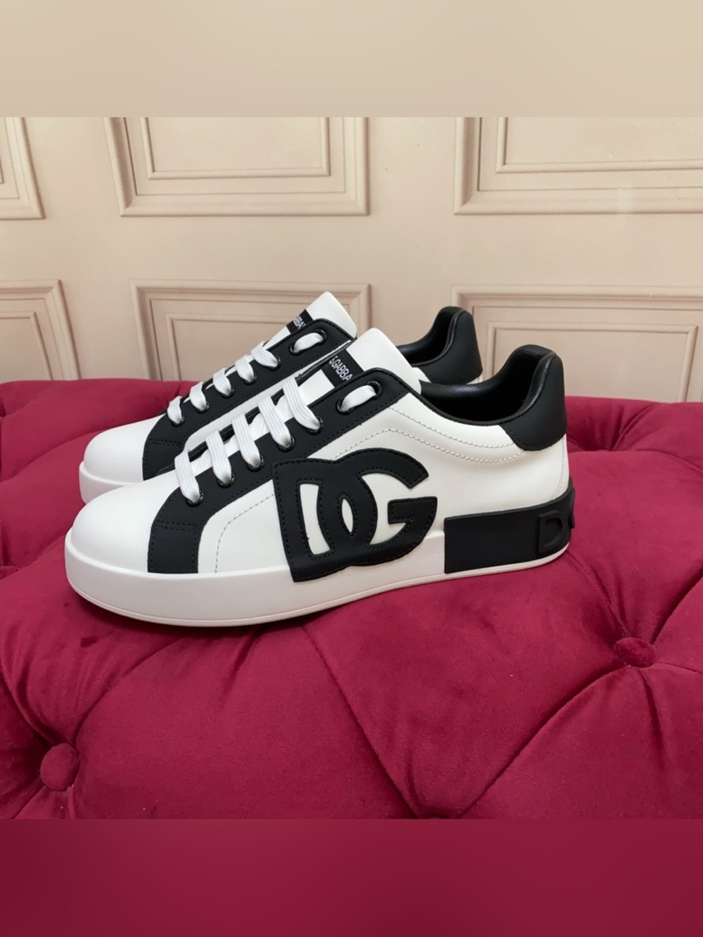 Dolce & Gabbana Black and White Logo Leather Sneakers - Picture 3 of 9